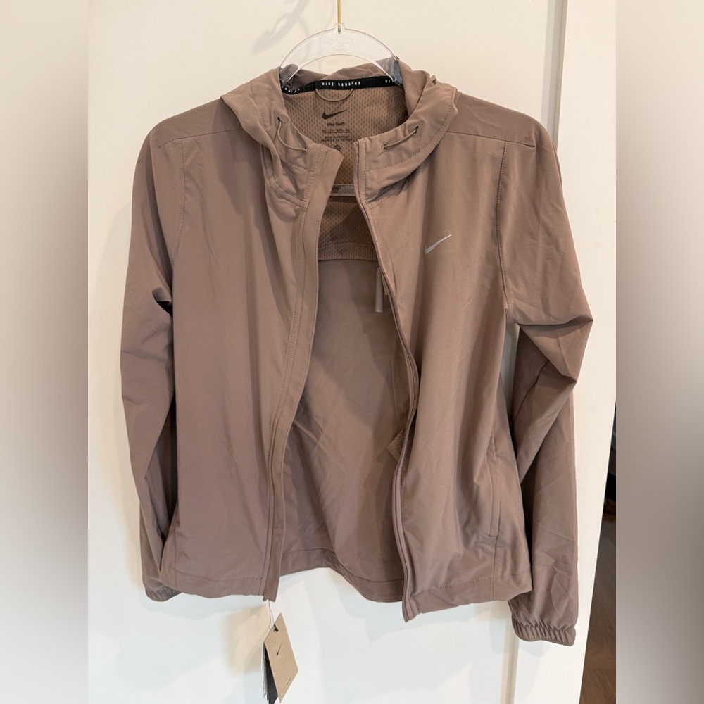 Nike swift Women's Running Tan Jacket hooded - XS NWT